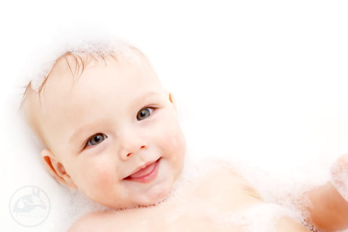 Baby-bath-min-1-1-1200x800